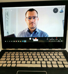 Psychologist Dr. Simone Negrini giving Online Consultation